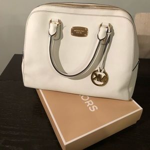 Michael kors white leather purse gold metal